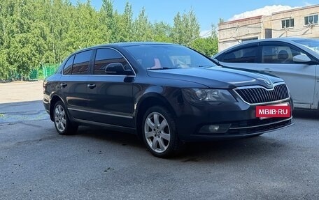 Skoda Superb III рестайлинг, 2013 год, 850 000 рублей, 2 фотография