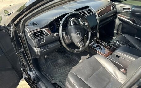 Toyota Camry, 2015 год, 2 100 000 рублей, 14 фотография