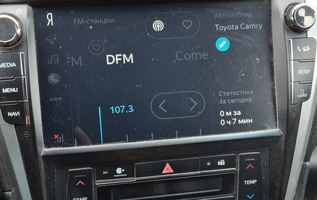 Toyota Camry, 2015 год, 2 100 000 рублей, 17 фотография