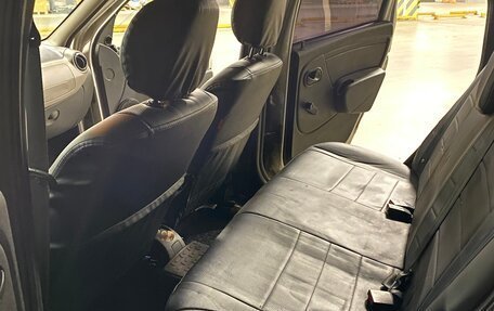 Renault Logan I, 2012 год, 450 000 рублей, 6 фотография