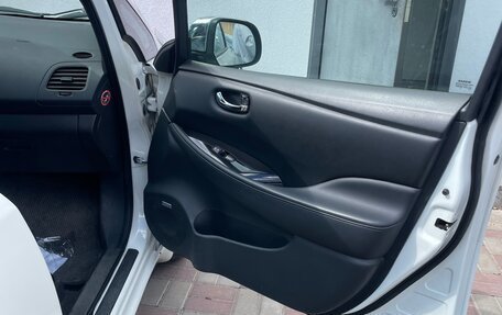 Nissan Leaf I, 2015 год, 1 500 000 рублей, 8 фотография