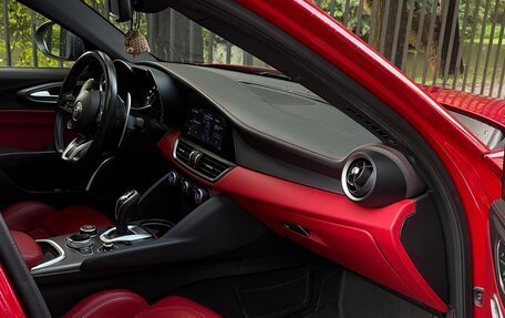 Alfa Romeo Giulia II, 2020 год, 2 950 000 рублей, 12 фотография