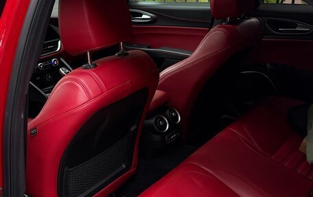 Alfa Romeo Giulia II, 2020 год, 2 950 000 рублей, 11 фотография