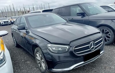 Mercedes-Benz E-Класс, 2021 год, 950 000 рублей, 1 фотография