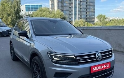 Volkswagen Tiguan II, 2018 год, 2 200 000 рублей, 1 фотография