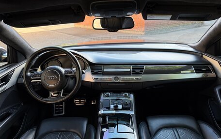 Audi S8, 2013 год, 4 000 000 рублей, 13 фотография