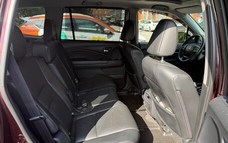 Honda Pilot III рестайлинг, 2016 год, 3 300 000 рублей, 9 фотография