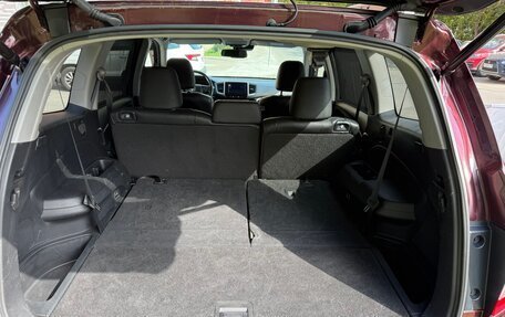 Honda Pilot III рестайлинг, 2016 год, 3 300 000 рублей, 17 фотография