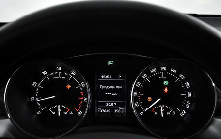 Skoda Superb III рестайлинг, 2015 год, 1 180 000 рублей, 18 фотография