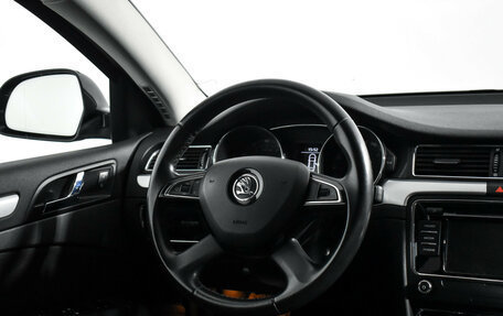 Skoda Superb III рестайлинг, 2015 год, 1 180 000 рублей, 15 фотография