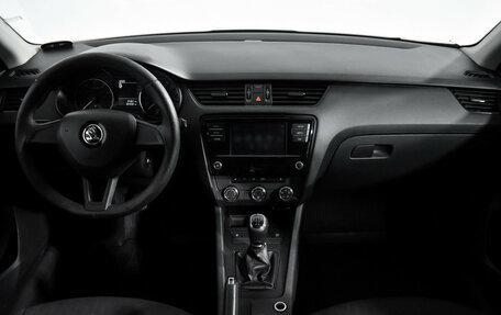 Skoda Octavia, 2017 год, 1 290 000 рублей, 14 фотография