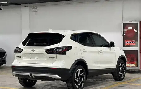 Nissan Qashqai, 2025 год, 2 300 000 рублей, 5 фотография