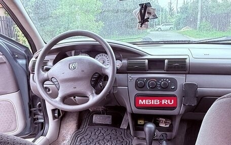 Dodge Stratus II, 2004 год, 480 000 рублей, 7 фотография