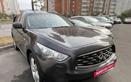 Infiniti FX II, 2010 год, 1 750 000 рублей, 8 фотография