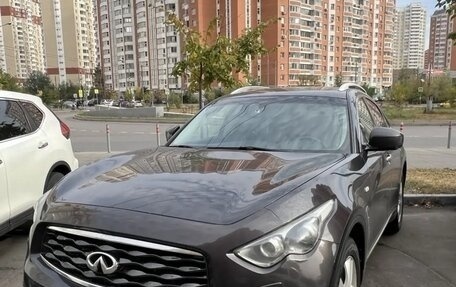 Infiniti FX II, 2010 год, 1 750 000 рублей, 9 фотография