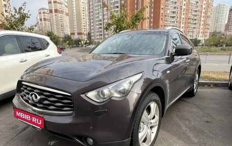 Infiniti FX II, 2010 год, 1 750 000 рублей, 6 фотография