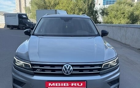 Volkswagen Tiguan II, 2018 год, 2 200 000 рублей, 5 фотография