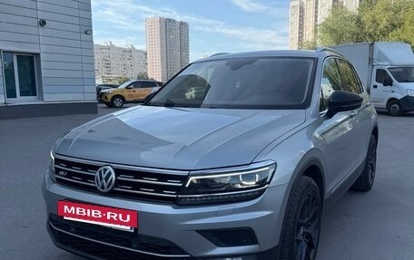 Volkswagen Tiguan II, 2018 год, 2 200 000 рублей, 2 фотография