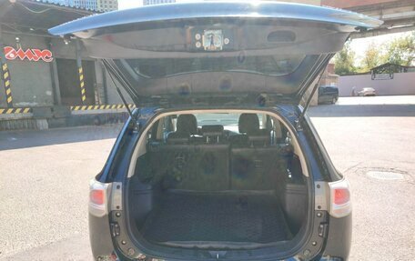 Mitsubishi Outlander III рестайлинг 3, 2013 год, 1 300 000 рублей, 9 фотография