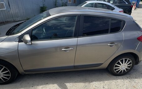 Renault Megane III, 2012 год, 430 000 рублей, 2 фотография