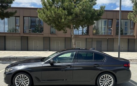BMW 5 серия, 2021 год, 4 500 000 рублей, 2 фотография