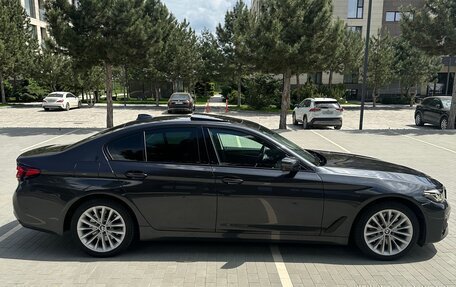 BMW 5 серия, 2021 год, 4 500 000 рублей, 4 фотография