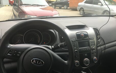 KIA Cerato III, 2010 год, 450 000 рублей, 2 фотография