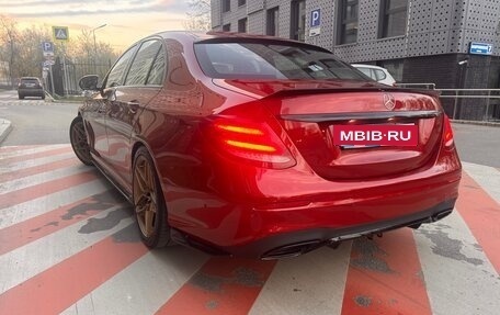 Mercedes-Benz E-Класс, 2018 год, 2 900 000 рублей, 4 фотография