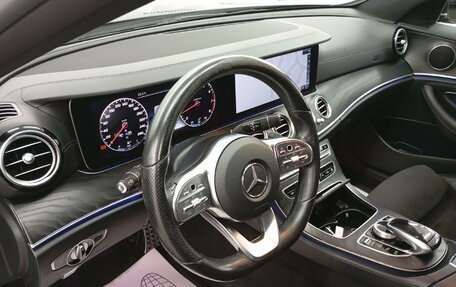 Mercedes-Benz E-Класс, 2020 год, 3 430 000 рублей, 6 фотография
