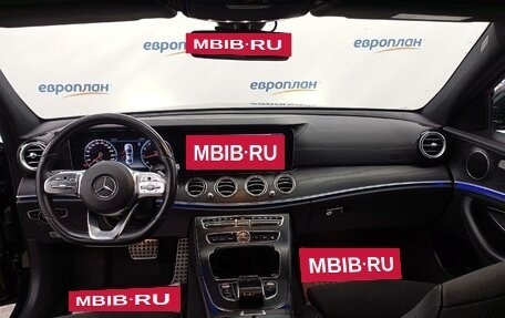 Mercedes-Benz E-Класс, 2020 год, 3 430 000 рублей, 5 фотография