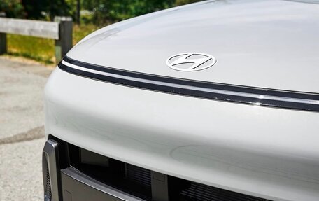 Hyundai Kona, 2023 год, 2 550 000 рублей, 2 фотография