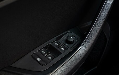 Skoda Karoq I, 2021 год, 2 250 000 рублей, 19 фотография