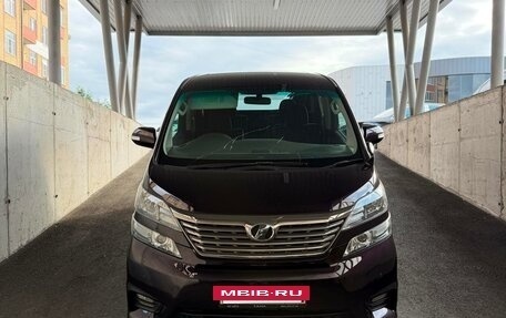 Toyota Vellfire I, 2010 год, 1 890 000 рублей, 2 фотография