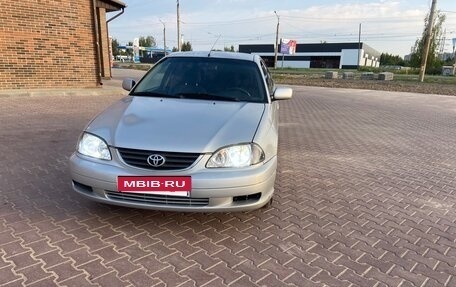Toyota Avensis III рестайлинг, 2002 год, 350 000 рублей, 2 фотография