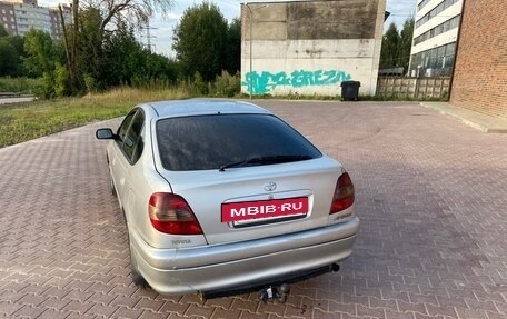 Toyota Avensis III рестайлинг, 2002 год, 350 000 рублей, 3 фотография