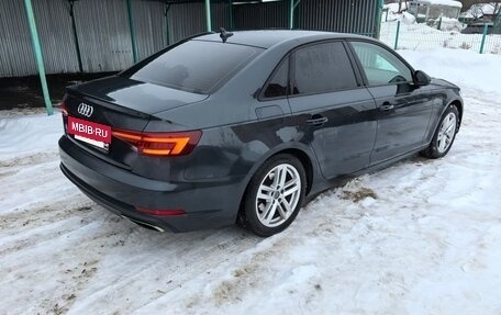 Audi A4, 2019 год, 2 800 000 рублей, 6 фотография
