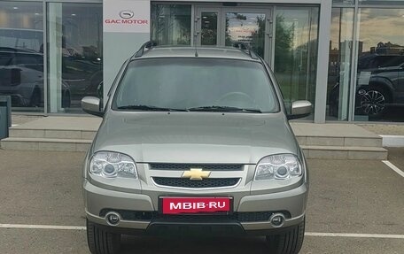 Chevrolet Niva I рестайлинг, 2012 год, 560 000 рублей, 2 фотография