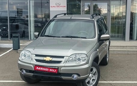 Chevrolet Niva I рестайлинг, 2012 год, 560 000 рублей, 3 фотография