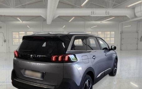 Peugeot 5008 II, 2023 год, 2 369 000 рублей, 4 фотография