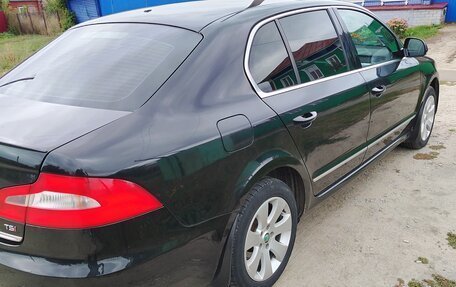 Skoda Superb III рестайлинг, 2011 год, 930 000 рублей, 2 фотография