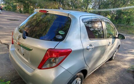 Toyota Vitz, 2012 год, 765 000 рублей, 2 фотография