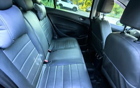 Peugeot 408 I рестайлинг, 2013 год, 900 000 рублей, 11 фотография