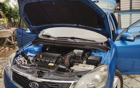 KIA cee'd I рестайлинг, 2011 год, 700 000 рублей, 5 фотография