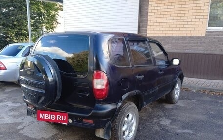 Chevrolet Niva I рестайлинг, 2004 год, 215 000 рублей, 8 фотография