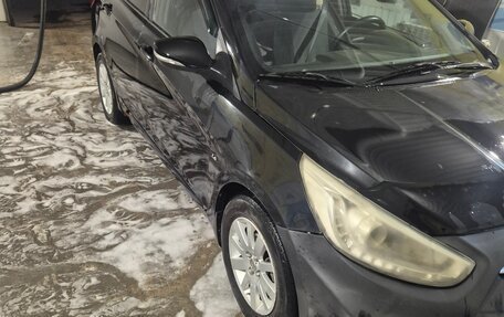 Hyundai Solaris II рестайлинг, 2013 год, 570 000 рублей, 17 фотография