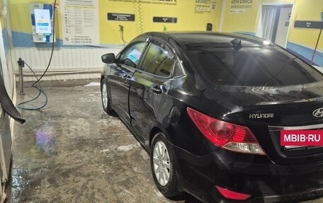 Hyundai Solaris II рестайлинг, 2013 год, 570 000 рублей, 7 фотография