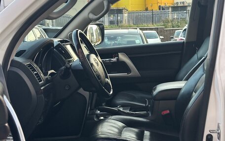 Toyota Land Cruiser 200, 2014 год, 4 450 000 рублей, 7 фотография