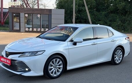 Toyota Camry, 2019 год, 2 580 000 рублей, 7 фотография