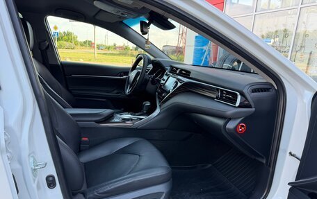 Toyota Camry, 2019 год, 2 580 000 рублей, 27 фотография