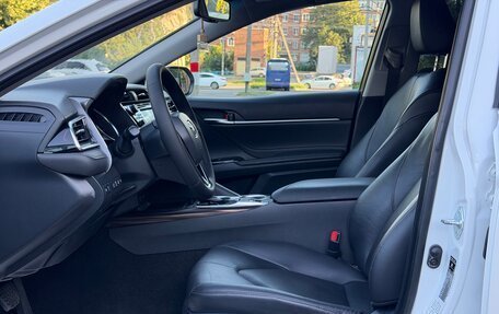 Toyota Camry, 2019 год, 2 580 000 рублей, 21 фотография